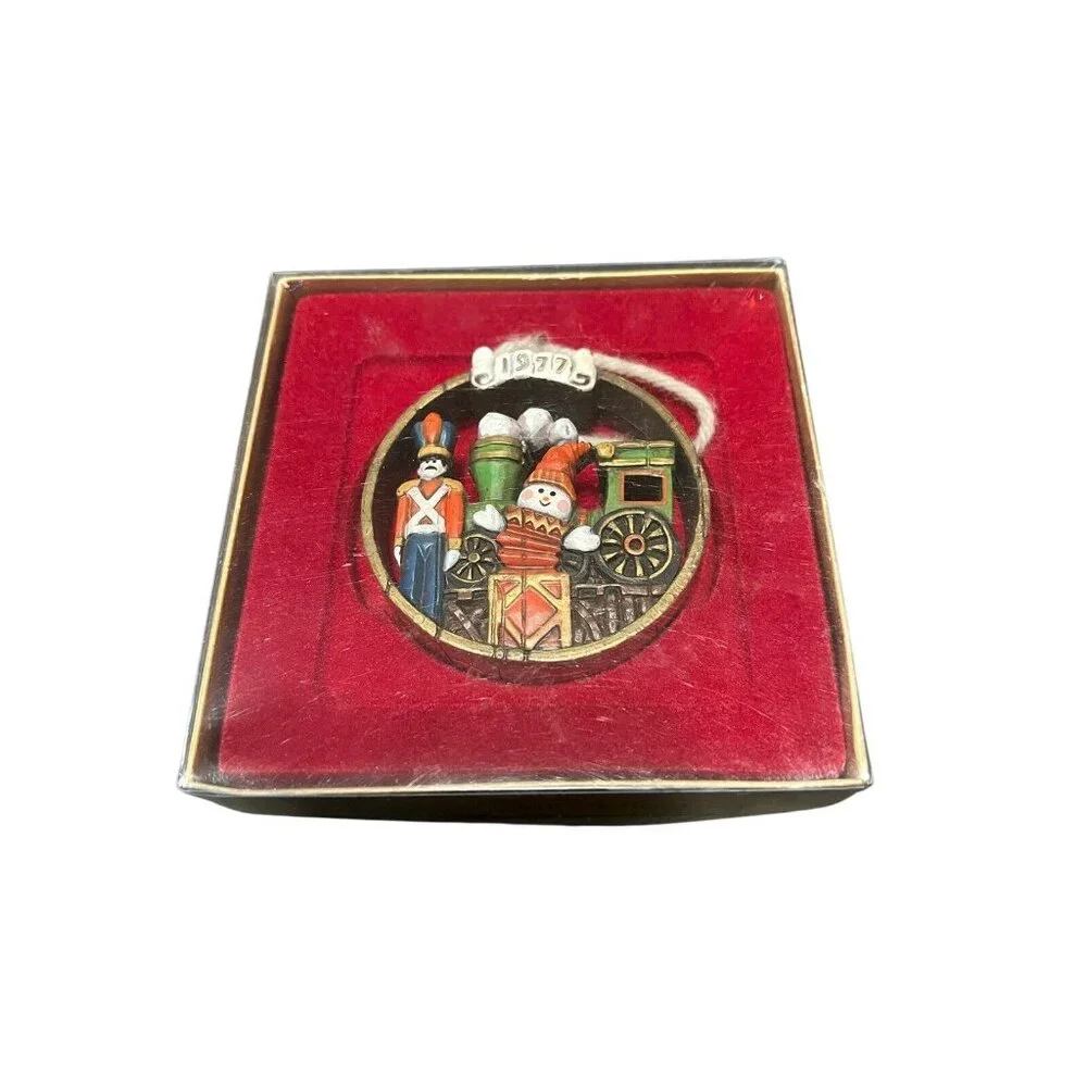 1977 Hallmark Nostalgia Ornament Tree‎ Trimmer Collection ￼Original Box